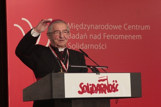 Solidarność - od godności człowieka do ponadnarodowej współpracy