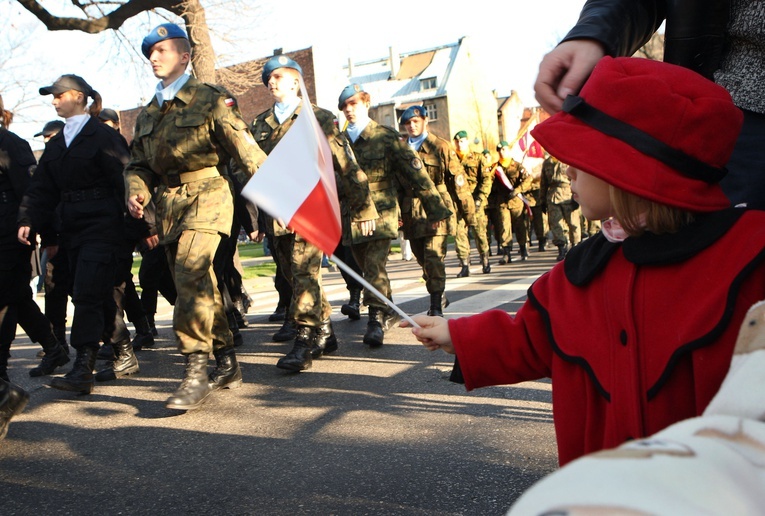 11 listopada na ulicach będą dominowały biało-czerwone barwy.