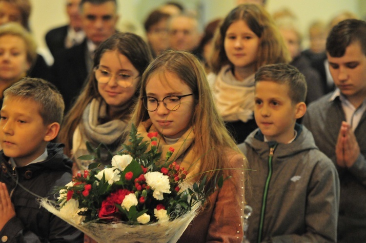 Wąwolnica. Uroczystość nadania szkole imienia kard. Stefana Wyszyńskiego