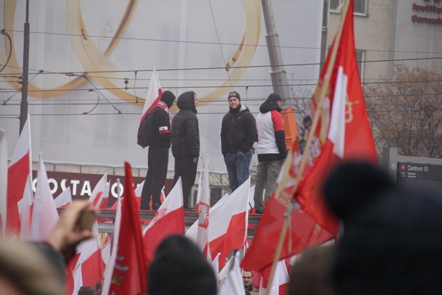 X Marsz Niepodległości przeszedł ulicami stolicy 