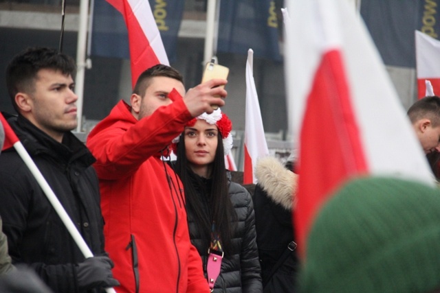 X Marsz Niepodległości przeszedł ulicami stolicy 