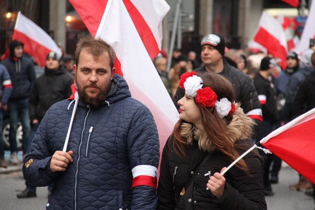 X Marsz Niepodległości przeszedł ulicami stolicy 