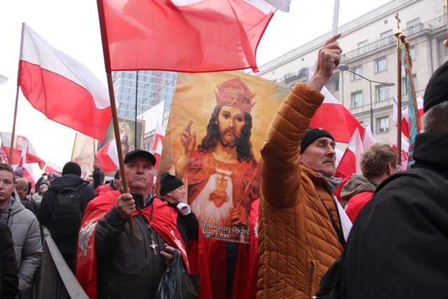 X Marsz Niepodległości przeszedł ulicami stolicy 