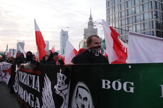 X Marsz Niepodległości przeszedł ulicami stolicy 