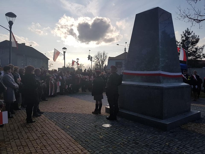 Bieruń. Odsłonięto pomnik Powstańców Śląskich