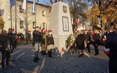 Bieruń. Pomnik Powstańców Śląskich wraca po 80 latach [ZDJĘCIA]