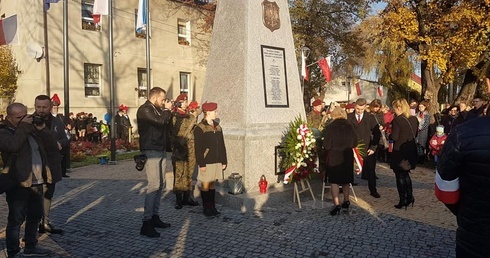 Bieruń. Pomnik Powstańców Śląskich wraca po 80 latach [ZDJĘCIA]