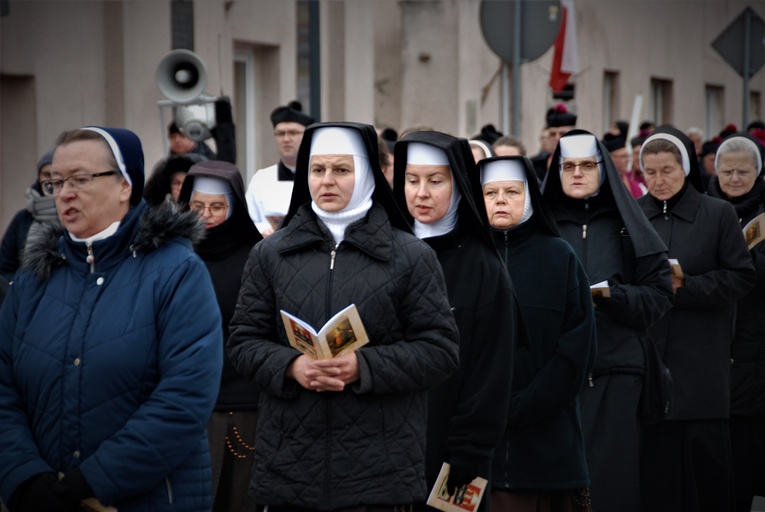 Uroczystości ku czci św. Wiktorii w Łowiczu - procesja