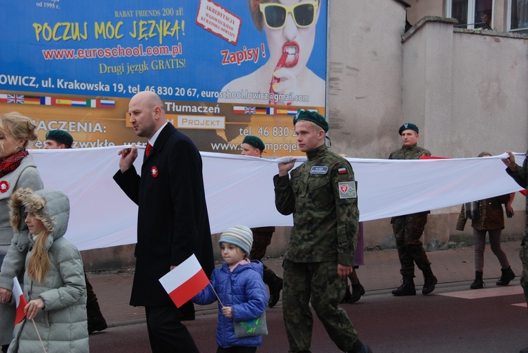 Uroczystości ku czci św. Wiktorii w Łowiczu - procesja