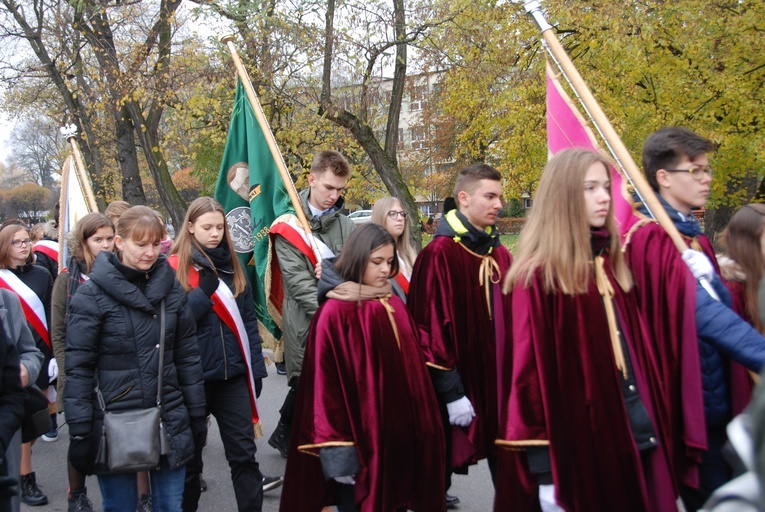 Uroczystości ku czci św. Wiktorii w Łowiczu - procesja