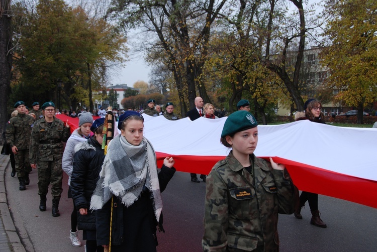 Uroczystości ku czci św. Wiktorii w Łowiczu - procesja