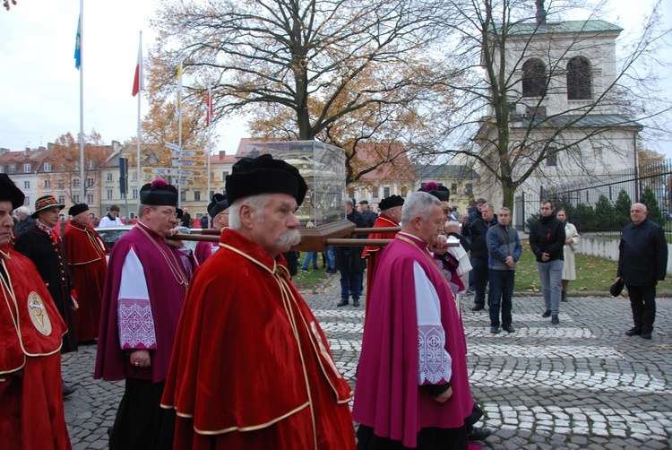 Uroczystości ku czci św. Wiktorii w Łowiczu - procesja