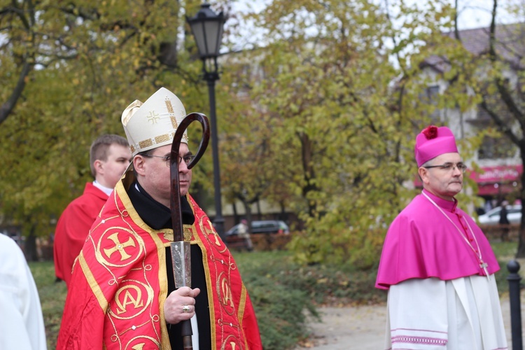 Uroczystości ku czci św. Wiktorii w Łowiczu - procesja