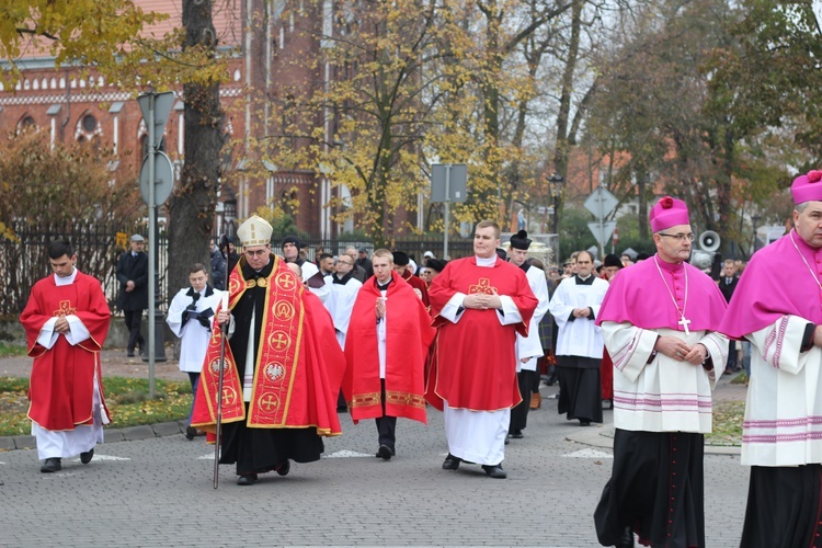 Uroczystości ku czci św. Wiktorii w Łowiczu - procesja