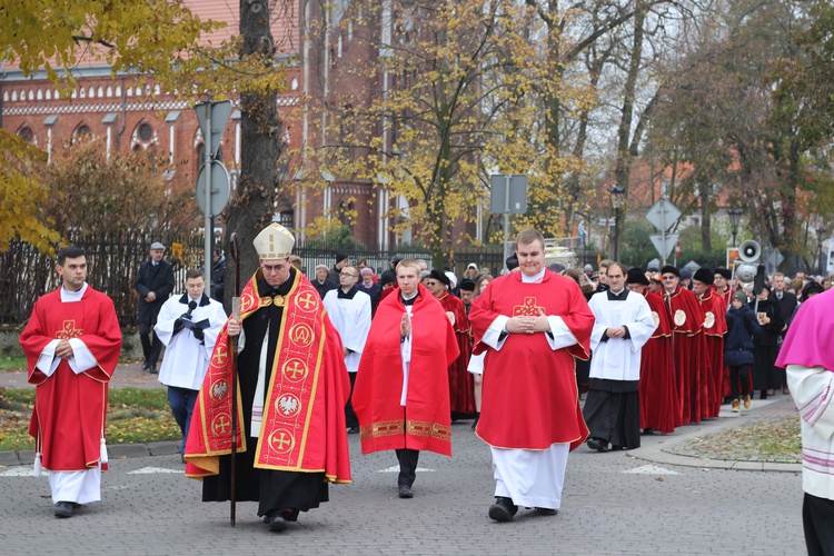 Uroczystości ku czci św. Wiktorii w Łowiczu - procesja