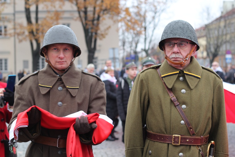 Uroczystości ku czci św. Wiktorii w Łowiczu - procesja