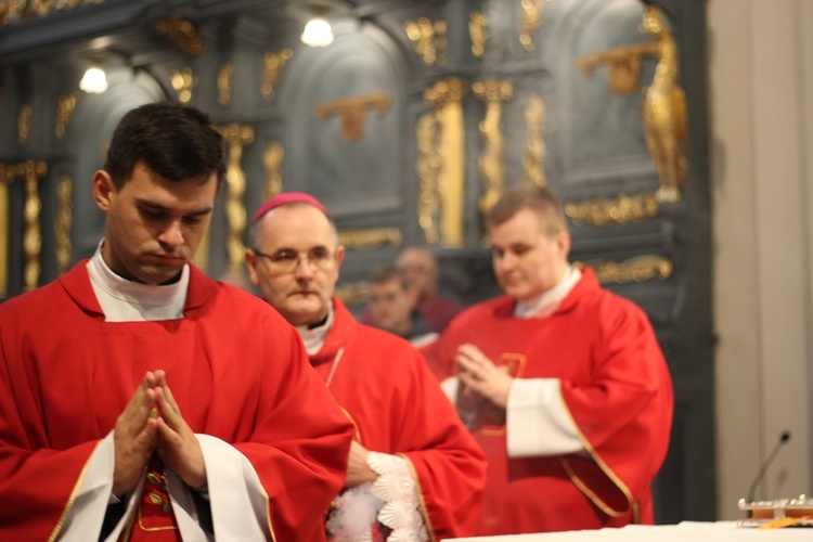 Uroczystości ku czci św. Wiktorii w Łowiczu - Eucharystia