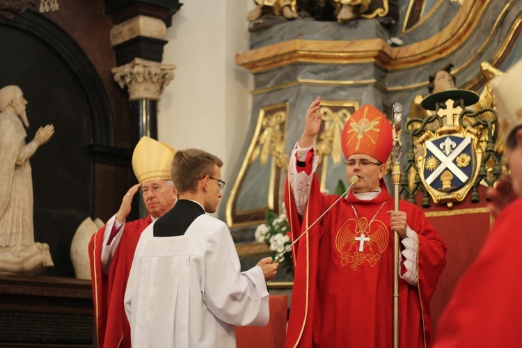 Uroczystości ku czci św. Wiktorii w Łowiczu - Eucharystia