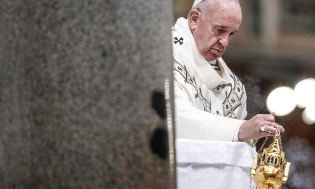 Franciszek u św. Marty: Diabeł niszczy człowieka, bo Bóg stał się człowiekiem 