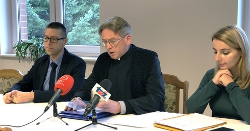 Hospicjum w Szczecinku podało wyniki listopadowej zbiórki na cmentarzach