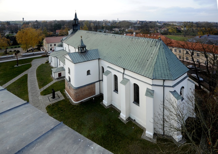 Poświęcenie dzwonnicy w Pułtusku