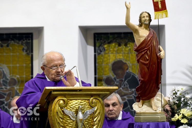 Uroczystości pogrzebowe ks. Wenancjusz Roga