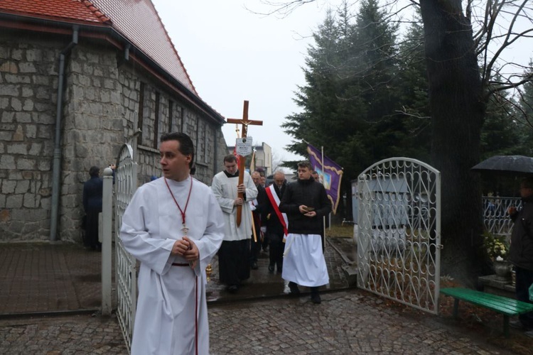 Uroczystości pogrzebowe ks. Wenancjusz Roga - cz. 02