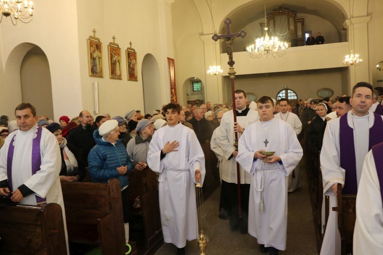 Uroczystości pogrzebowe ks. Wenancjusz Roga - cz. 02