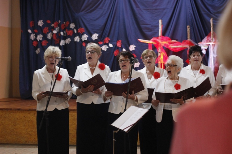 III Wędrujący Senioralny Festiwal pieśni patriotycznej i piosenki żołnierskiej