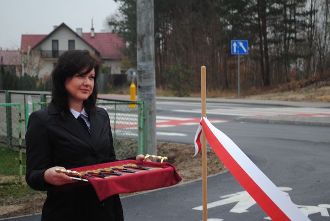 Pysznica. Otwarcie drogi i ronda