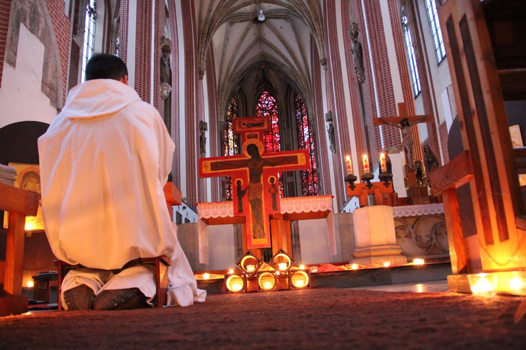 Przygotowania do ESM. Spotkanie z bratem Maciejem z Taizé