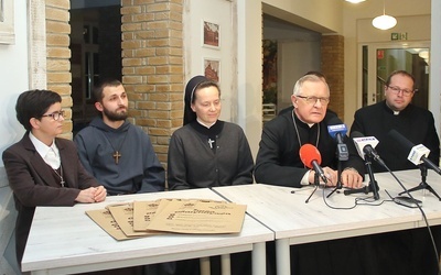 Ubodzy nie tylko materialnie. Światowy Dzień Ubogich w Koszalinie