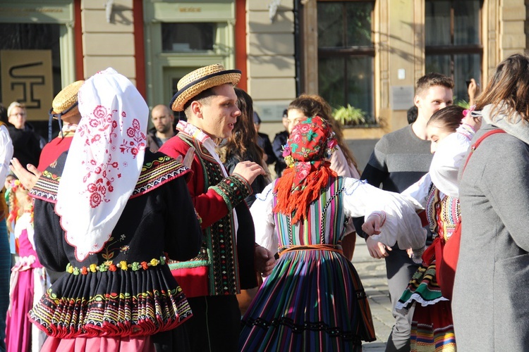 Szlachetna Paczka otworzyła bazę rodzin