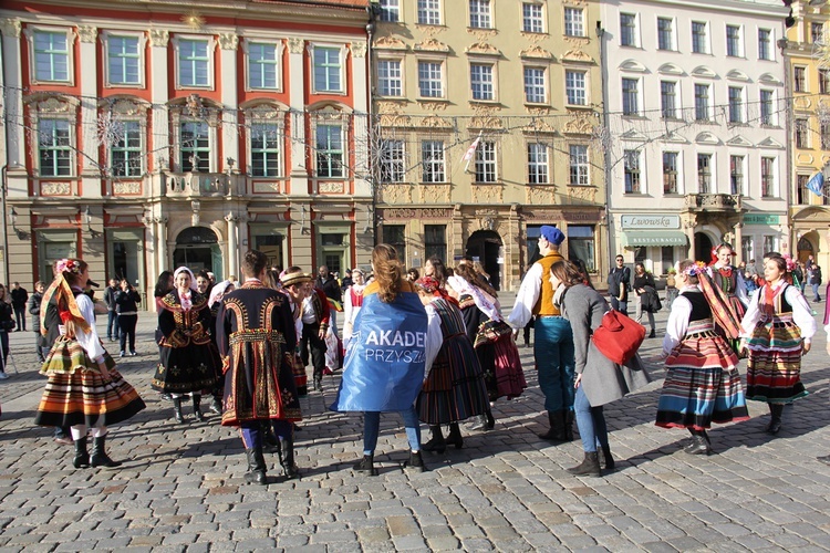 Szlachetna Paczka otworzyła bazę rodzin