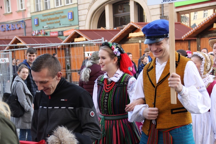 Szlachetna Paczka otworzyła bazę rodzin