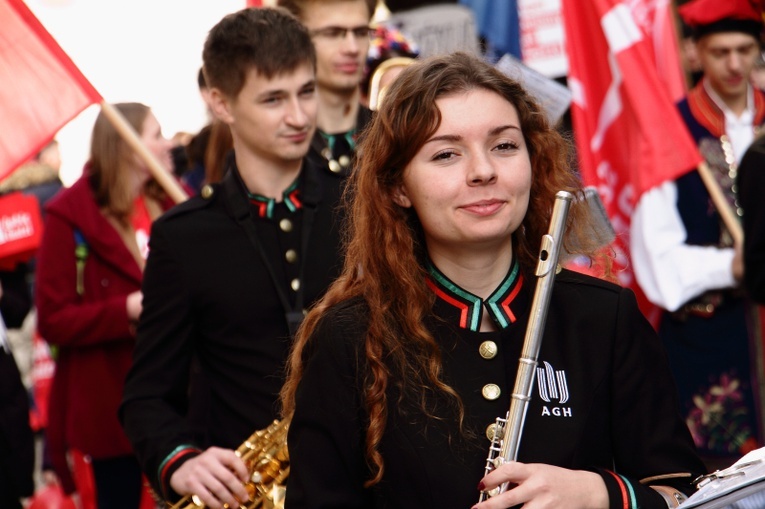 Marsz na otwarcie bazy rodzin Szlachetnej Paczki 2019