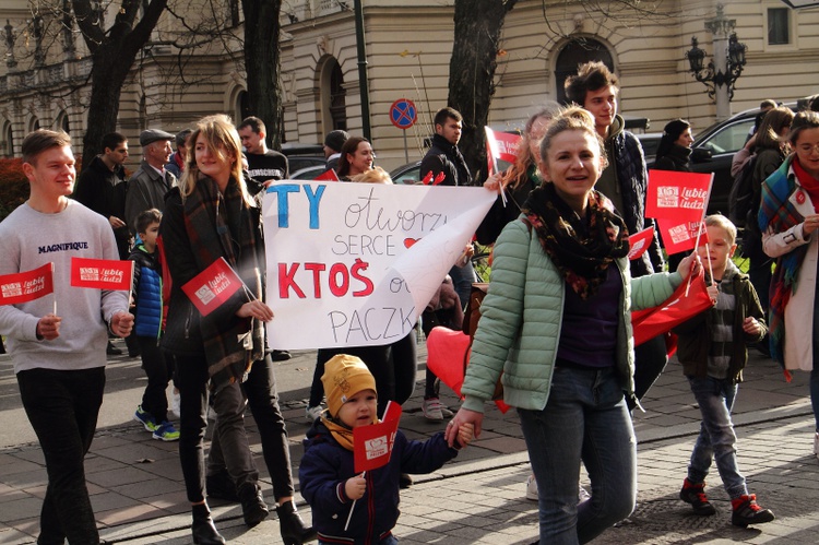 Marsz na otwarcie bazy rodzin Szlachetnej Paczki 2019