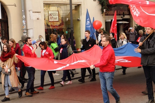 Marsz na otwarcie bazy rodzin Szlachetnej Paczki 2019