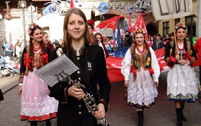 Marsz na otwarcie bazy rodzin Szlachetnej Paczki 2019