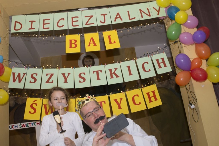 ​Bal Wszystkich Świętych dla dzieci z całej diecezji w Gorzowi Wlkp.