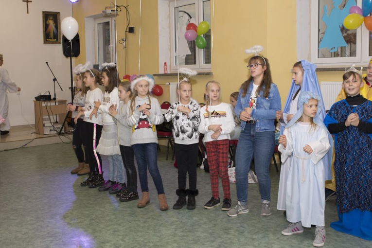 ​Bal Wszystkich Świętych dla dzieci z całej diecezji w Gorzowi Wlkp.