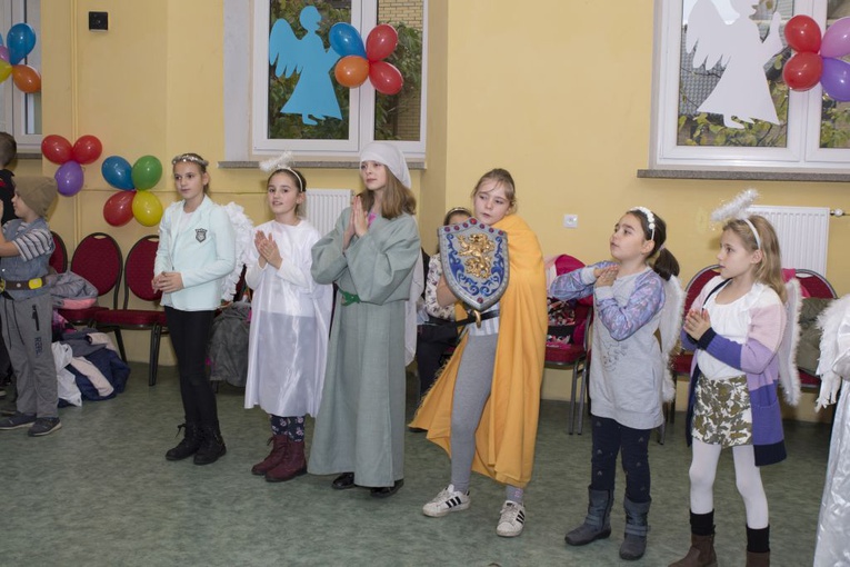 ​Bal Wszystkich Świętych dla dzieci z całej diecezji w Gorzowi Wlkp.