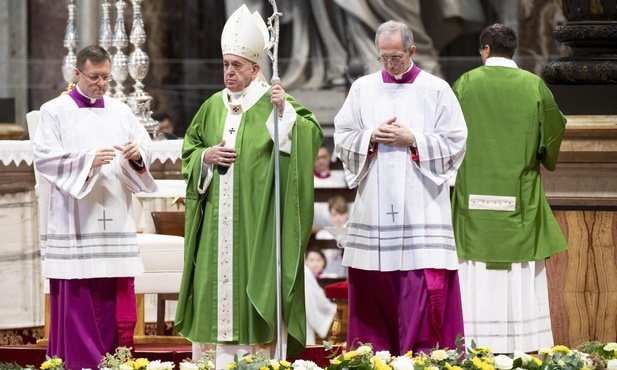 Cenni w oczach Boga, gdyż nie mówią językiem "ja"