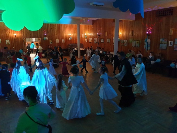 Święci balowali w Bielawie