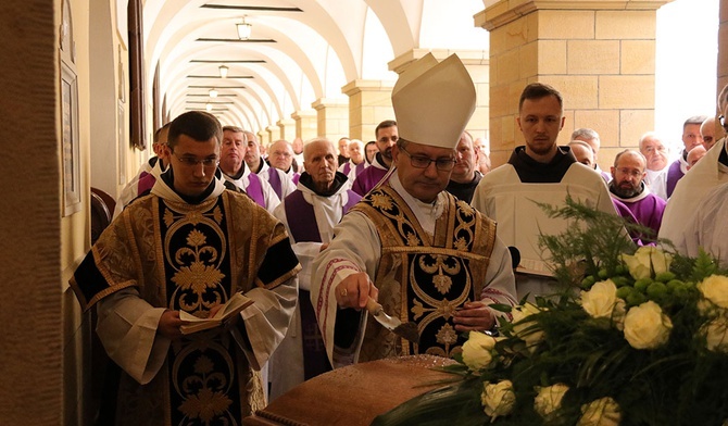 Pobiegłeś do nieba. Pogrzeb o. Mikołaja Rudyka OFM