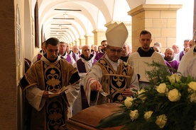 Pobiegłeś do nieba. Pogrzeb o. Mikołaja Rudyka OFM