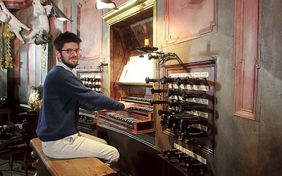 – Jestem organistą i mam szczęście, że mogłem nie tylko podziwiać organy, ale także na nich zagrać – cieszył się Tadeusz Barylski.