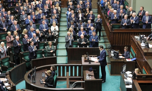 Morawiecki proponuje zmianę konstytucji w zaskakującym punkcie