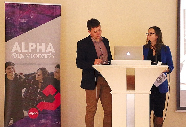 Prowadzącymi byli Michał Rajs  i Elżbieta Dudek.