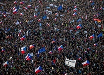 W Czechach największe społeczne protesty od czasów 1989 r. Ale władze wciąż trzymają się mocno